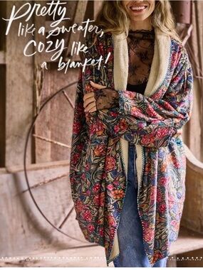 Natural Life Oversized Sweater
Blanket Boho Floral Sherpa
Hooded Fleece L/XL